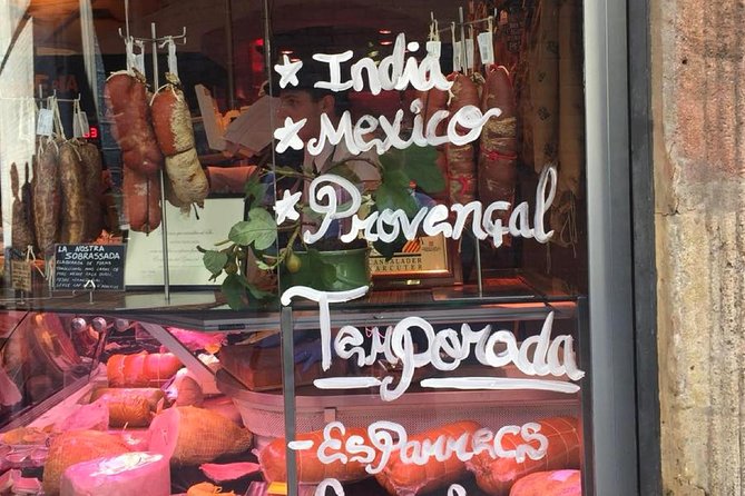 Barcelona Tapas Tour with a Local Foodie: Personalized & Private - Barceloneta begins with seafood, paella, and street life