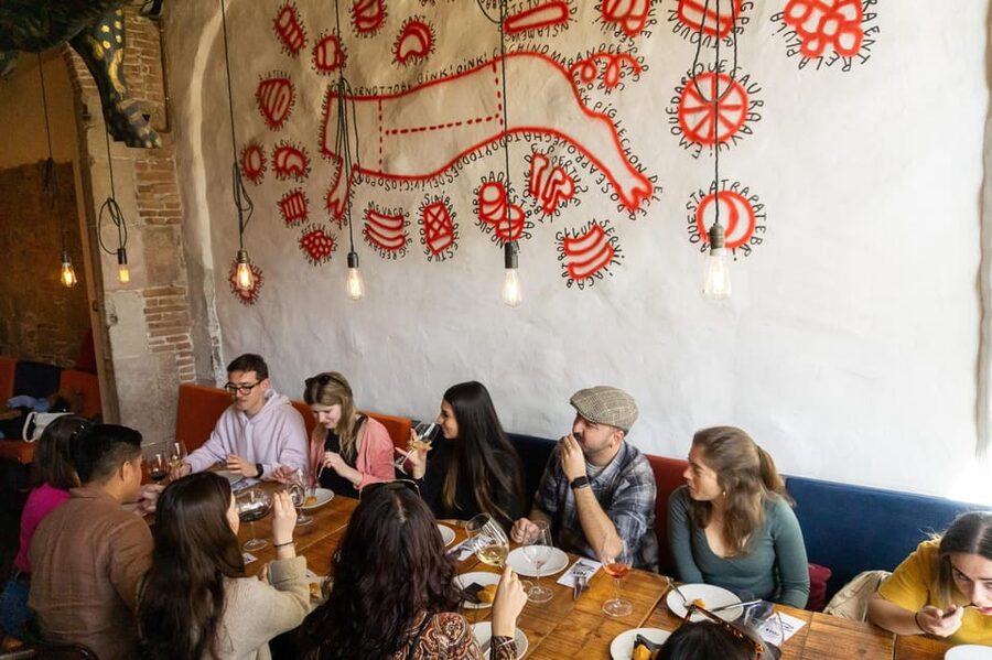 Barcelona: Tapas Tour with Food Tastings and Drinks - Drinks that make the tour feel social