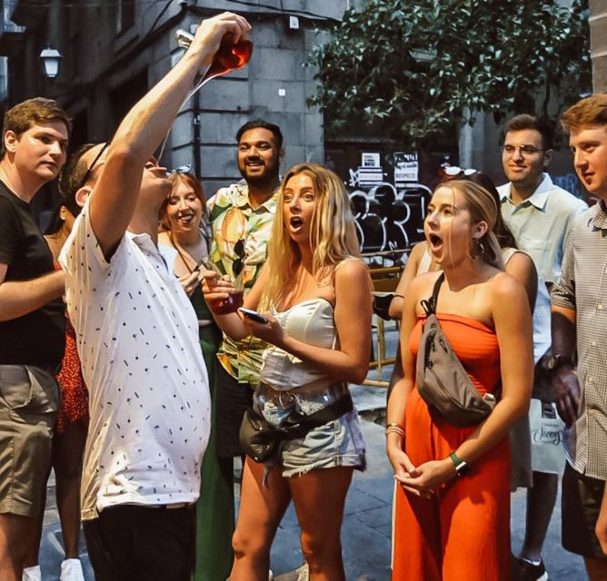 Barcelona: Tapas Walking Tour with Food, Wine, and History - Wine, sangria, and vermouth are central to the evening