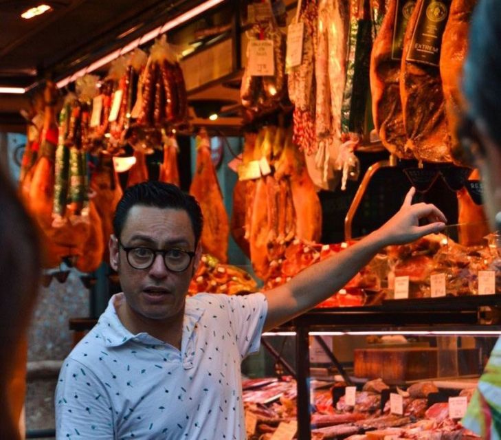 Barcelona: Tapas Walking Tour with Food, Wine, and History - What could be better