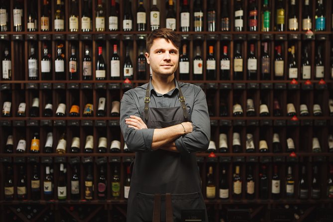 Barcelona Tapas & Wine Experience as a Local at Hidden Wineries - La Barceloneta: from old city to fishing neighborhood
