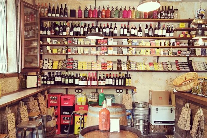 Barcelona Tapas & Wine Experience as a Local at Hidden Wineries - Gothic Quarter: stone lanes and first tastes