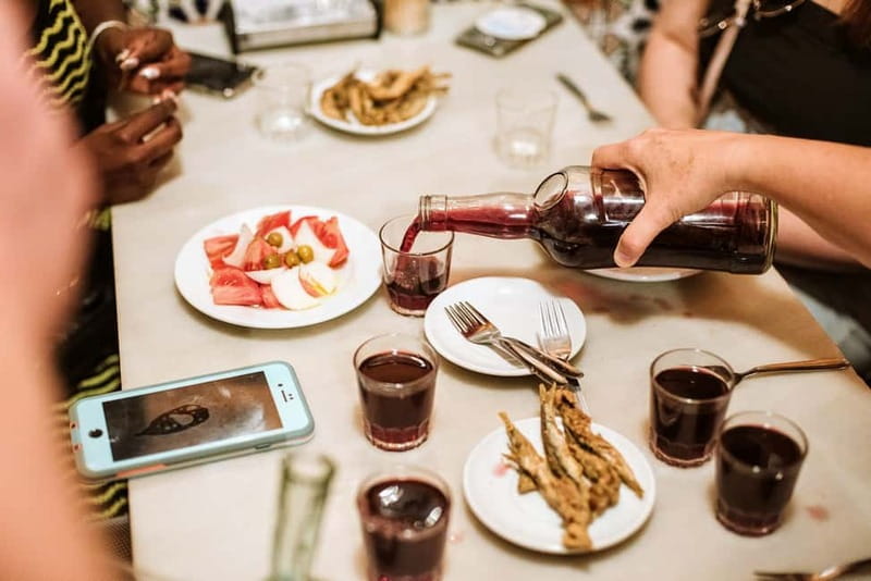 Barcelona: Tapas, Wine & History Tour of the Old Town - Starting at Palau de la Balmesiana