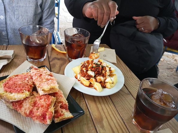 Barcelona Tapas & Wine Private Tour in Traditional Taverns - What you actually eat and drink