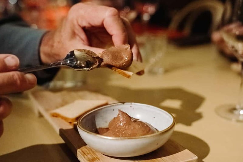 Barcelona: Tapas & Wine Tour in Born & Gothic Quarter - Third stop: La Palma De Bellafila and the final dinner