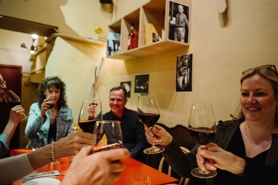 Barcelona: Tapas & Wine Tour in Born & Gothic Quarter - How much food do you actually get?