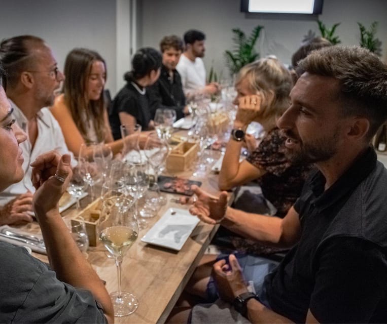 Barcelona: Wine Tasting and Tapas 5-Course Pairing Dinner - Key points to know before booking