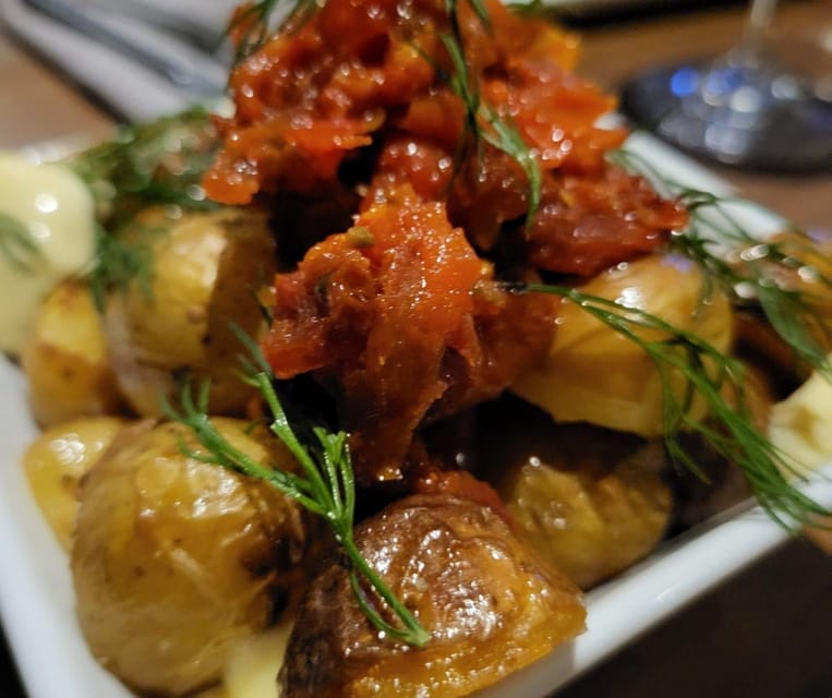 Barcelona: Wine Tasting and Tapas 5-Course Pairing Dinner - Five tapas, with enough food for a full dinner