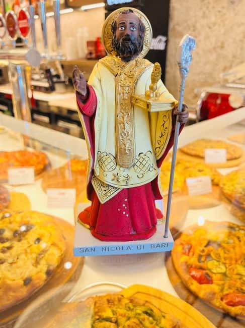 Bari Sunset and Tapas: Street Food Tour with Local Guide - Key points at a glance