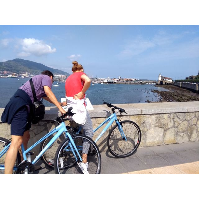 Bike with Pintxos & Drinks in Getxo. Bilbao´s scenic seaside - Who will enjoy this most