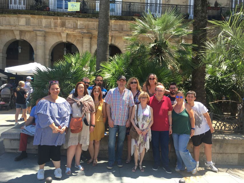 Bilbao: Classic & Modern Guided Walking Tour with Pintxos - Crossing into the Ensanche