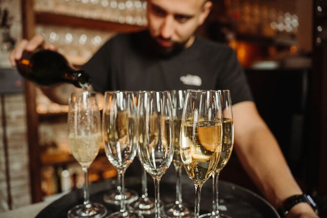 Bohemian Barcelona Neighborhood Evening Tapas & Wine Tour - Stop one: Santagustina and a first taste of Cava