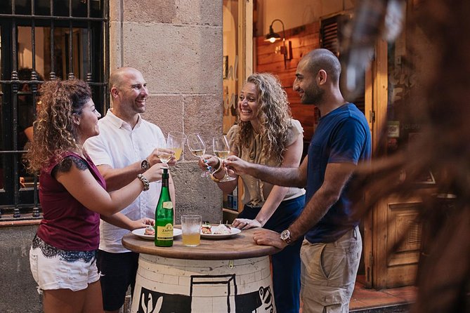 Born to Eat: Gourmet Tapas & Wine Small Group Tour in Old Barcelona - The food and wine: enough variety for a full evening
