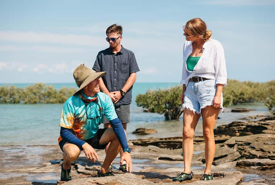 BROOME: DINOSAUR ADVENTURE CRUISE - With Tapas and Cocktail - Why the dinosaur footprints are the heart of the trip