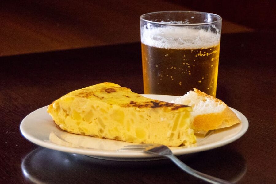 Cartagena: Tapas Guided Walking Tour with Roman Theater - Key points at a glance