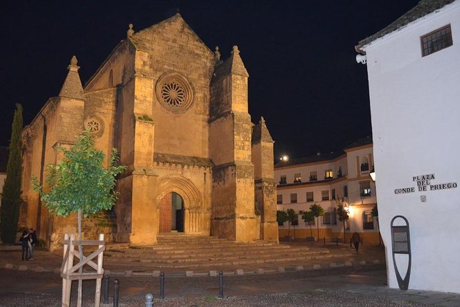 Cordoba by Night Tapas & Wines - Plaza de la Corredera and changing city life