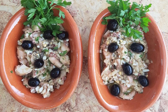 DINNER OR TAPAS in a Poruguese Home - Teresa and Mario make the meal personal