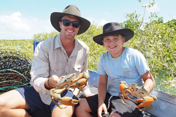 DINOSAUR ADVENTURE CRUISE - With Beachside Tapas and Cocktails - How the guides shape the experience