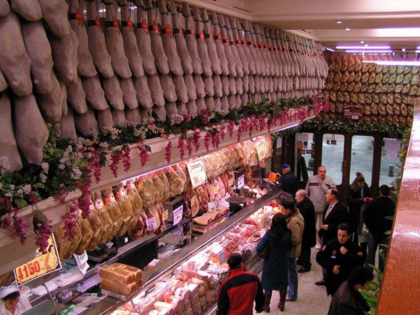 Discover the best "Wines and Tapas in Madrid". - CafeeKe Cerveceria Belga and the classic tortilla