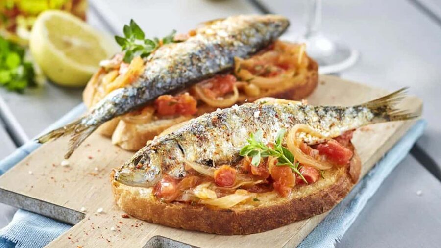 Eat Like a Local: Hidden Gràcia Catalan Tapas Tour Barcelona - Key points at a glance