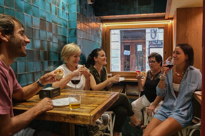 Eating San Sebastian: Beyond Pintxos Tour - Starting in Gros with mushrooms and a zurito