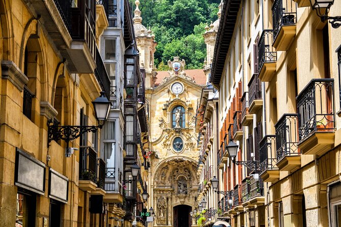Eating San Sebastian: Beyond Pintxos Tour - Crossing into the Old Town for a creative pintxo