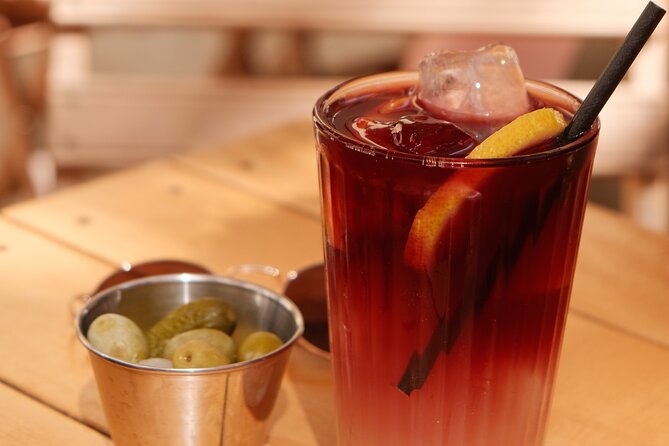 Eating Seville: Tapas, Drinks and Local Flavors Tour - Heladerías Bolas and a simple sweet ending