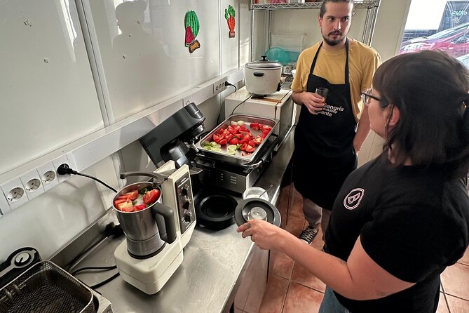 Evening Spanish Tapas Cooking Class with Live Guitar Music - Live guitar after the meal