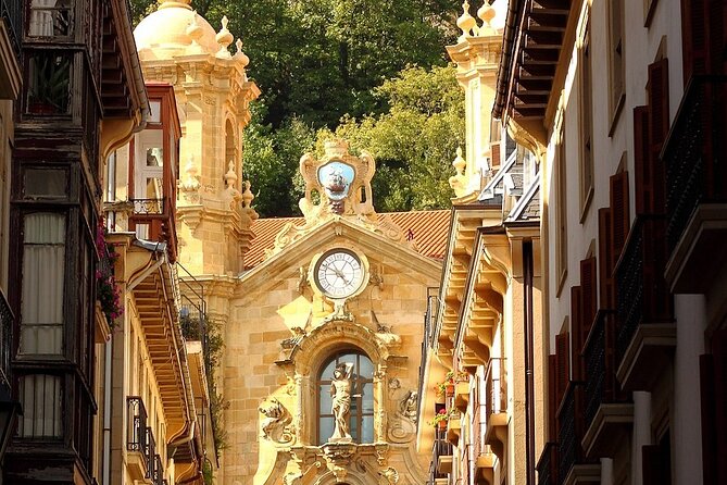Exclusive Private Pintxos Adventure with Premium Spanish Wines" - Calle 31 de Agosto and the story of 1813