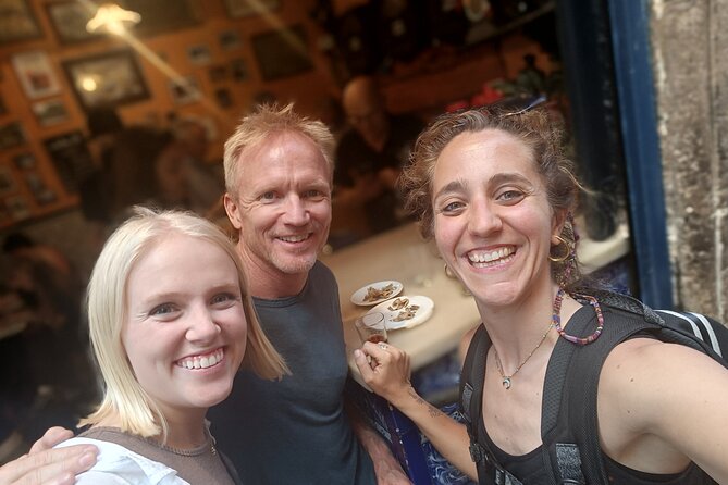 Familly friendly traditions & food tour: tailored tapas & games! - El Born and La Ribera, with time for art and old lanes