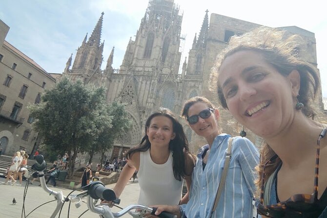 Familly friendly traditions & food tour: tailored tapas & games! - Tapas, games, and the cost of the experience