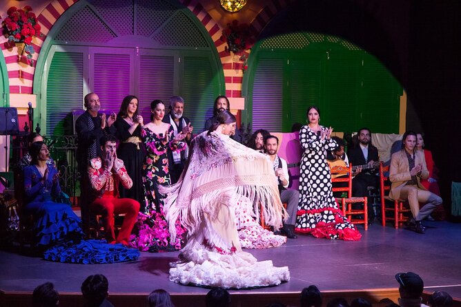 Flamenco Show and Dinner in Seville - Why arriving early matters