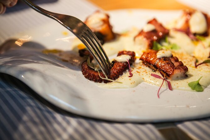 Food and Market Tapas Tour - A food tour built around Barcelona’s Born district