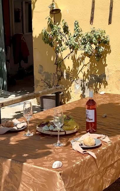 From Barcelona: PRIVATE Horseback Ride + Tapas + Picnic - Key points at a glance