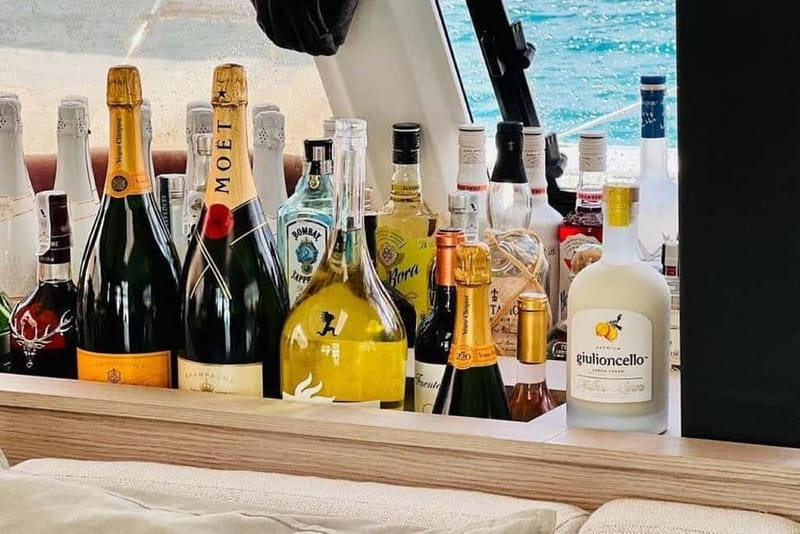 From Palma: Luxury Catamaran Group Tour with Tapas & Drinks - The crew makes a big difference