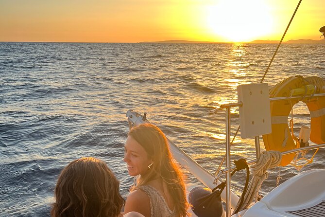Full Day, Half Day, or Sunset Sailing Cruise with Tapas & Drinks - How the price measures up