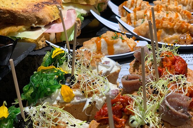 Full-day private Bilbao tour (Guggenheim museum & full pintxo lunch included) - Who gets the most from five hours