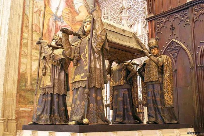 Full Day Seville Tour with tickets (optional Tapas & Flamenco) - Santa Cruz, Seville’s former Jewish quarter