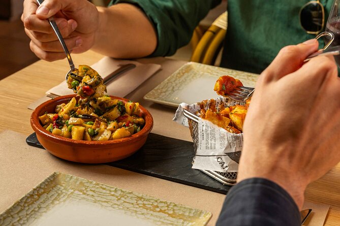 Gourmet Tapas and Wine Tour in Alcudia Old Town - What the four tapas and four drinks are worth