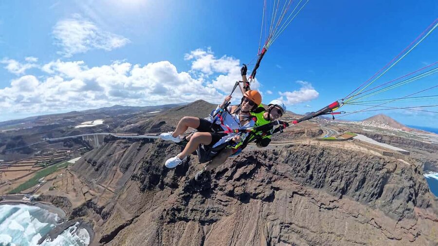 Gran Canaria: Paragliding Flight with Tapas & Pickup - Key points to know before booking
