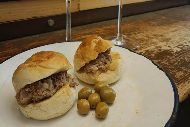 Granada 3-hour Tapas Tour - Albayzín and Sacromonte when your group wants them