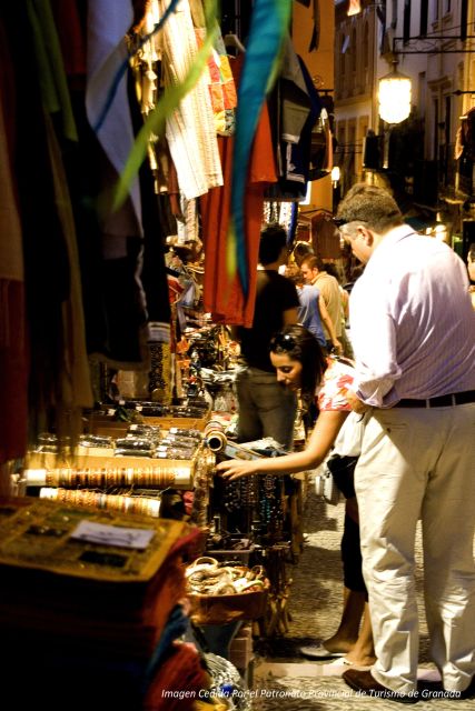 Granada Albaicín: 2.5-Hour Tapas & Drinks Walking Tour - The tapas: three stops, three drinks