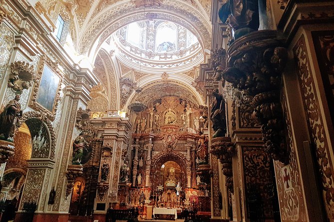 Granada Tapas and Wine Small Group Tour - Timing, meeting point, and walking demands