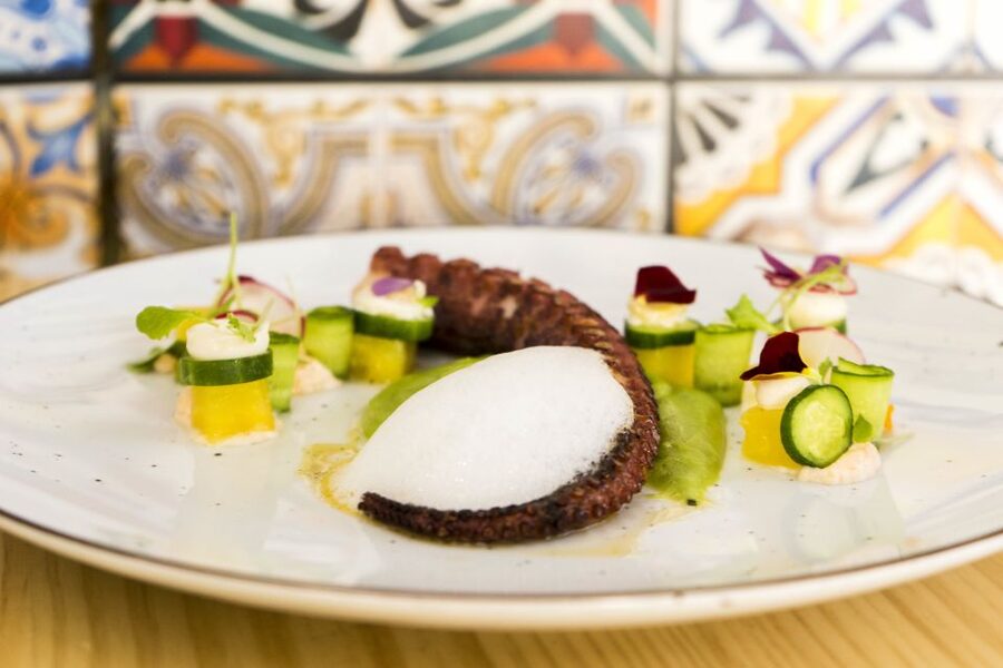 Granada: Tapas Crawl - Food, Allergies, and the Fixed Menu