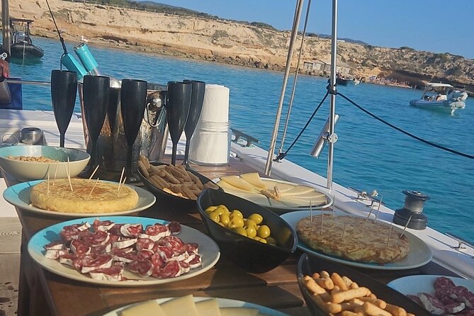 Ibiza: Private Sailboat with Tapas, Open Bar & Music - Tapas, Brunch, and the Open Bar