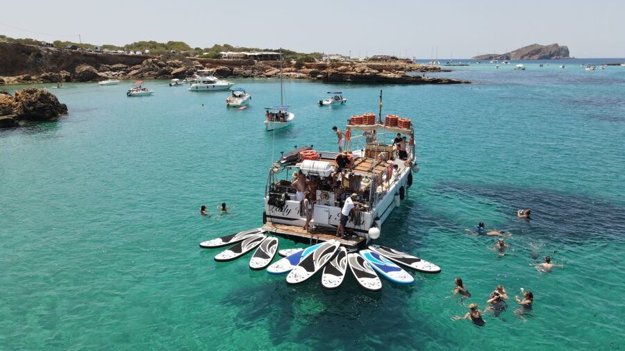 Ibiza: Scenic Cruise with Tapas and Drinks - Why this boat trip works for a first look at Ibiza
