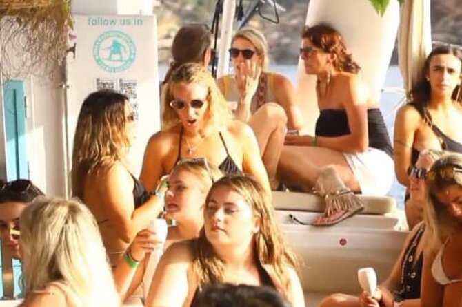 Ibiza Sunset Boat Trip Tapas and Open Bar - Practical details that affect your decision