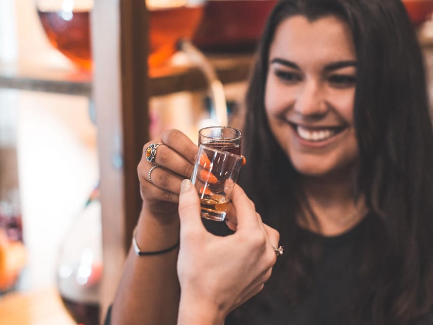 Krakow: Vodka Tasting Tour: Tapas, Tipsy Tales & Hidden Gems - Why the guides make such a difference