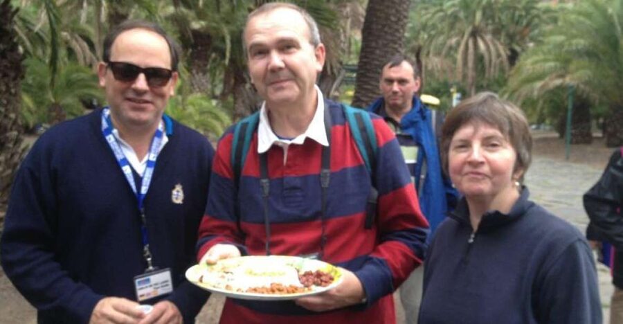 Las Palmas: Private Old City Guided Walking Tour with Tapas - Key points at a glance