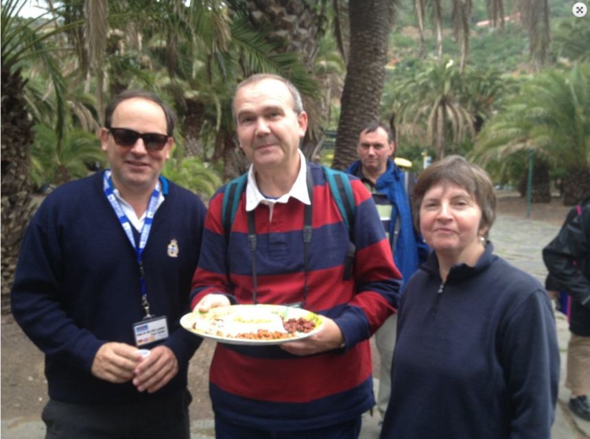 Las Palmas: Private Old City Guided Walking Tour with Tapas - What the tour does best, and where it is less ideal